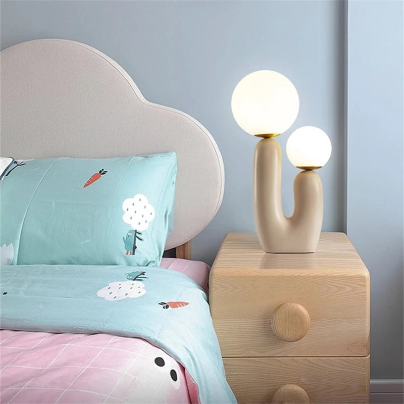 ORBITA - Modern Dual-Globe Table Lamp for Home Décor