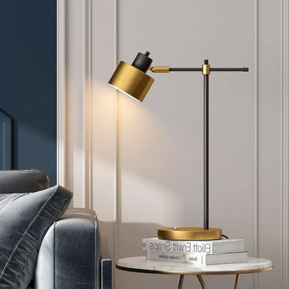 AURELIA - Adjustable Metal Desk Lamp for Modern Spaces