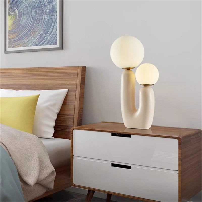 ORBITA - Modern Dual-Globe Table Lamp for Home Décor